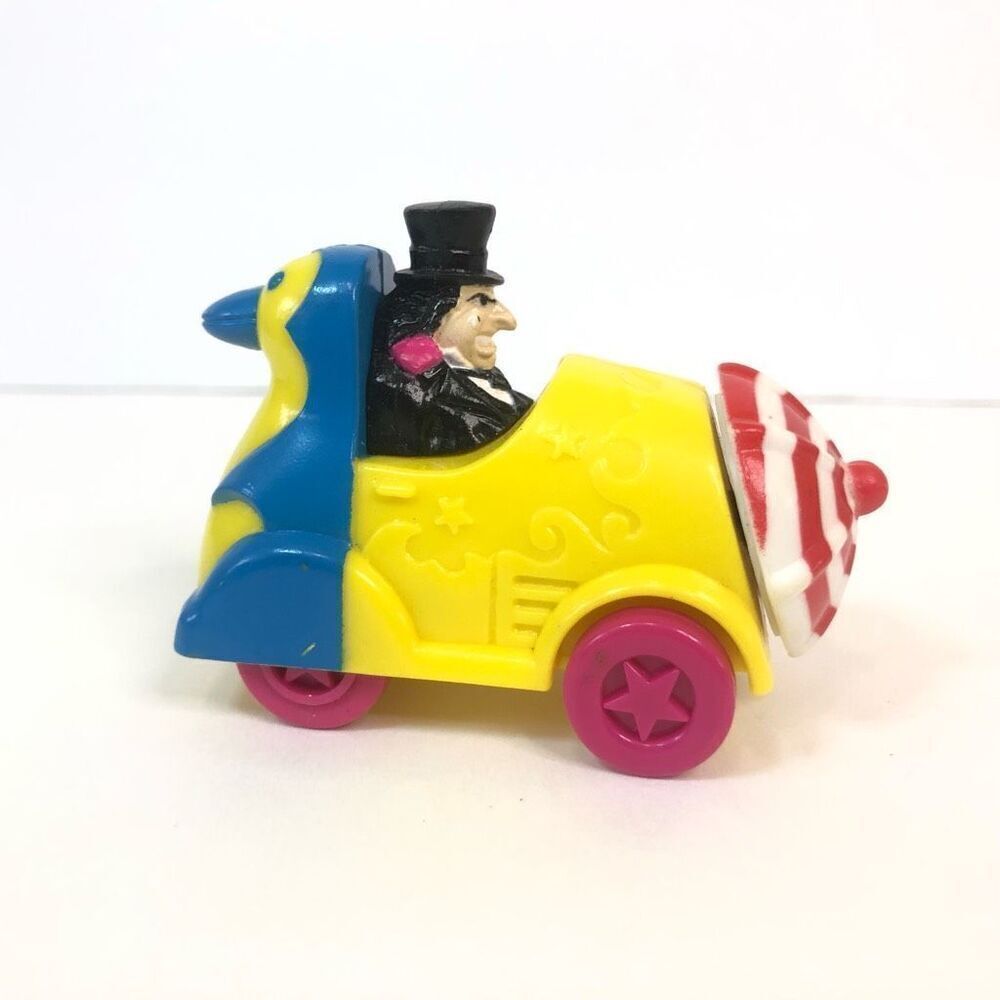 Vintage 1991 DC Comics The Penguin Batman Toy Car Figure Yellow Blue Umbrella